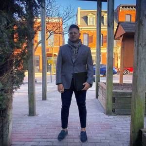 Meet your Posher, Aaron